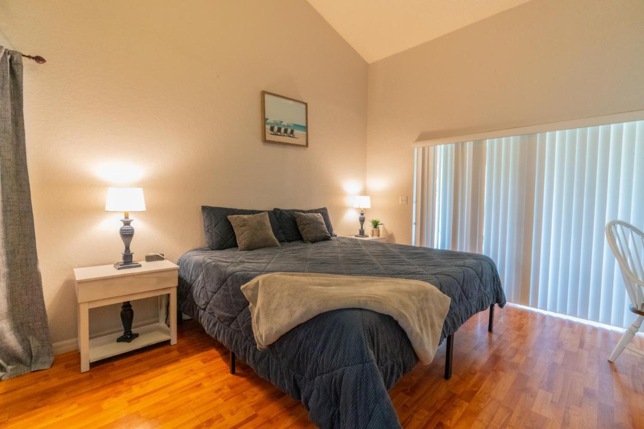Spacious 4-Bedroom 2-Bath Abode Winter Haven Luaran gambar